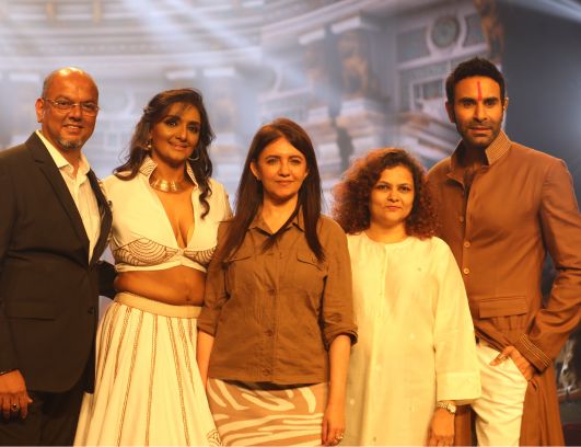 JD Institute of Fashion Technology Mumbai Celebrity Visit(6)