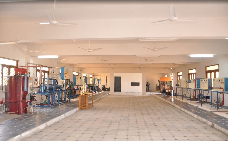Jeppiaar Institute of Technology Labs(2)