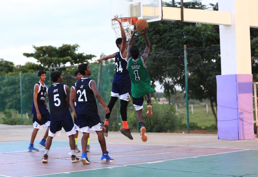 Jeppiaar Institute of Technology Sports Facility(3)