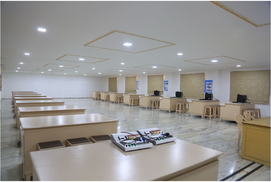 Jeppiaar Institute of Technology Classroom(1)