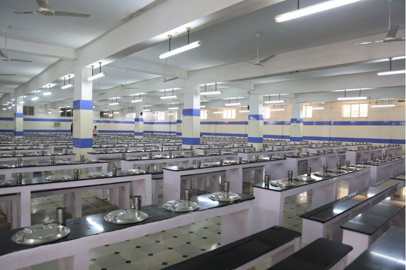 Jeppiaar Institute of Technology Cafeteria / Mess(4)