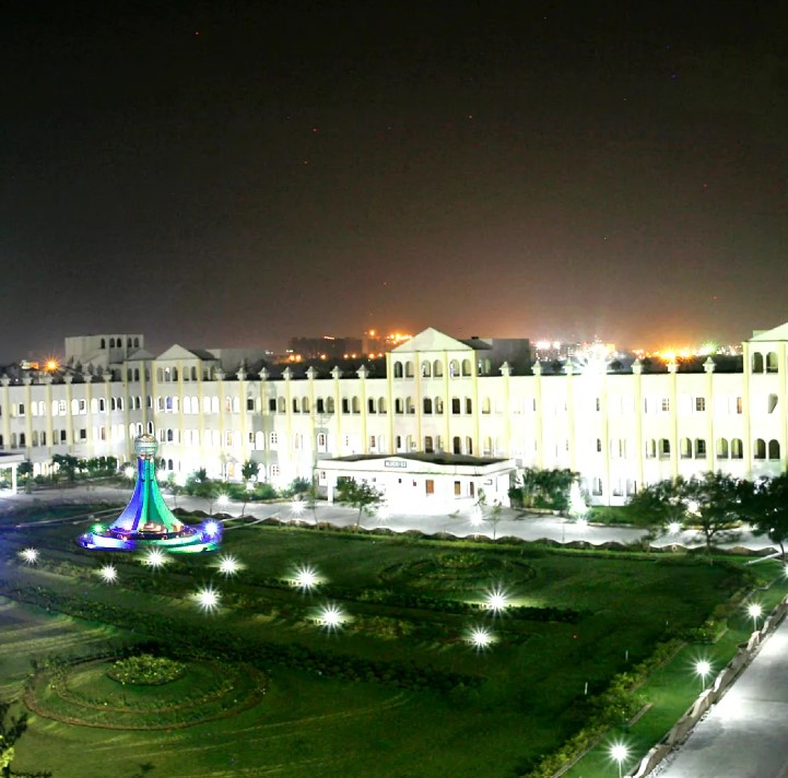 Jeppiaar University Night View
