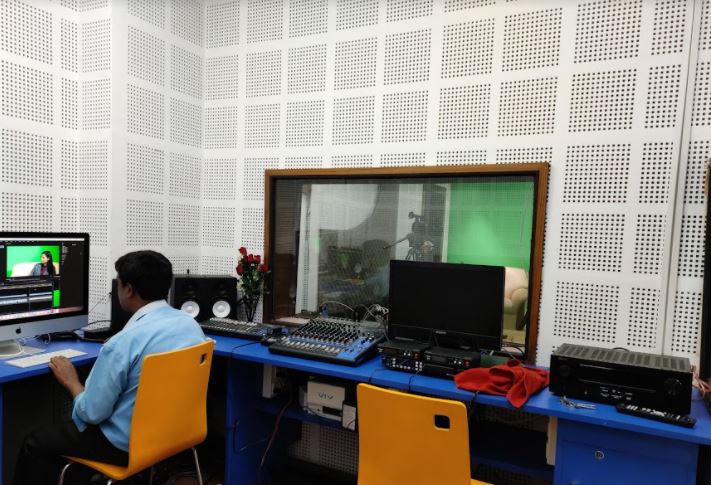 JIS College of Engineering Labs(8)