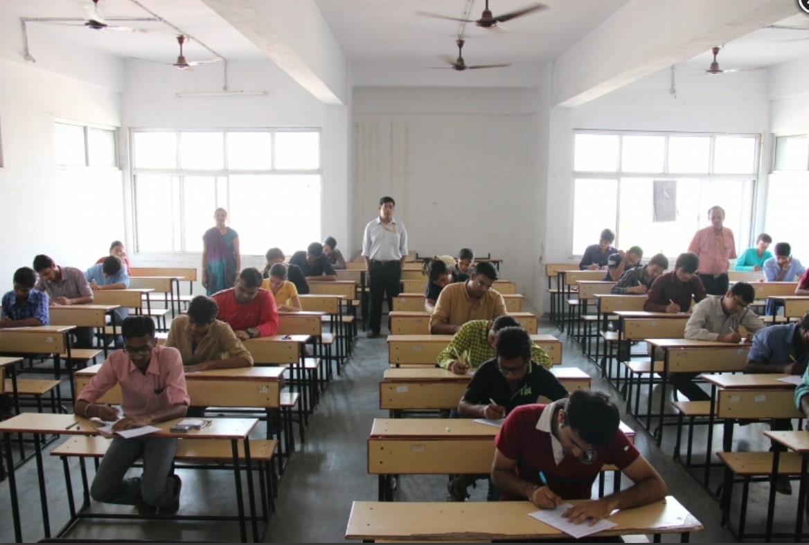 K.J. Institute of Engineering and Technology Classroom