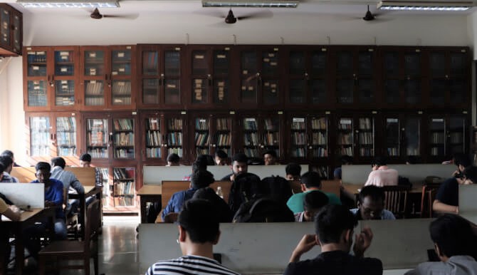 K J Somaiya College of Arts and Commerce Library