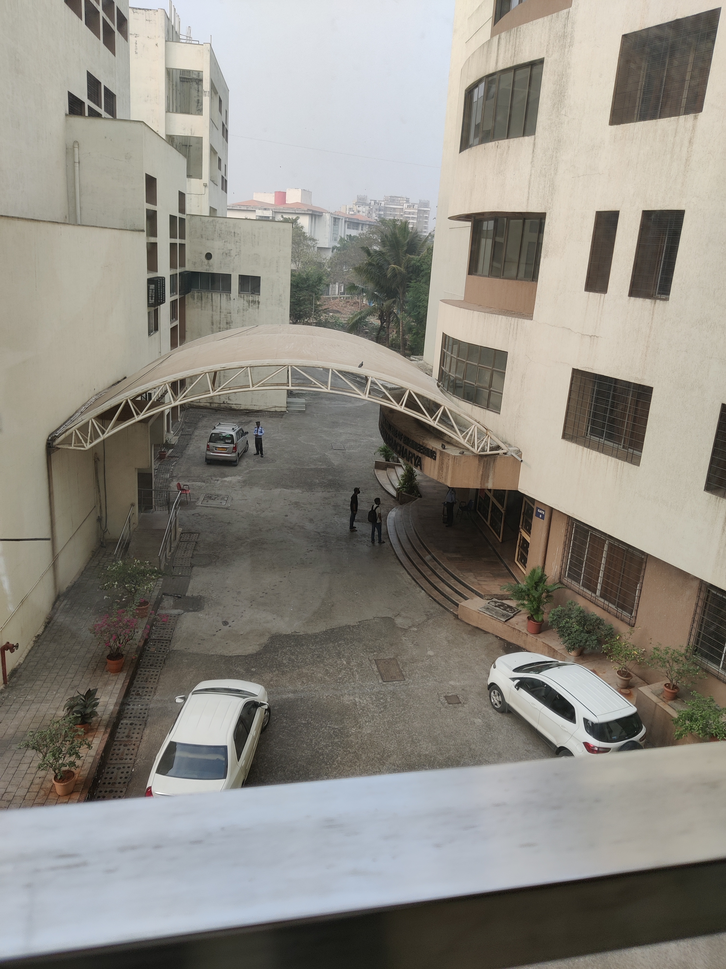 KJSCE Campus Building(2)