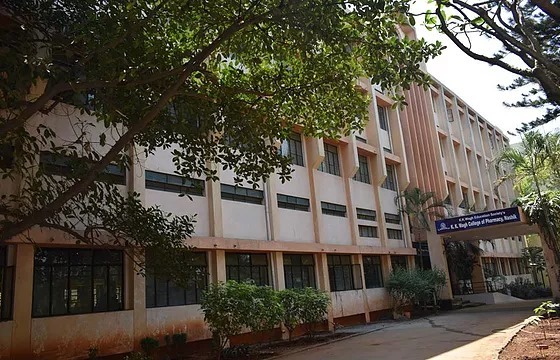 K.K. Wagh College of Pharmacy, Nashik Campus Building(2)