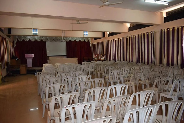 K.K. Wagh College of Pharmacy, Nashik Seminar hall