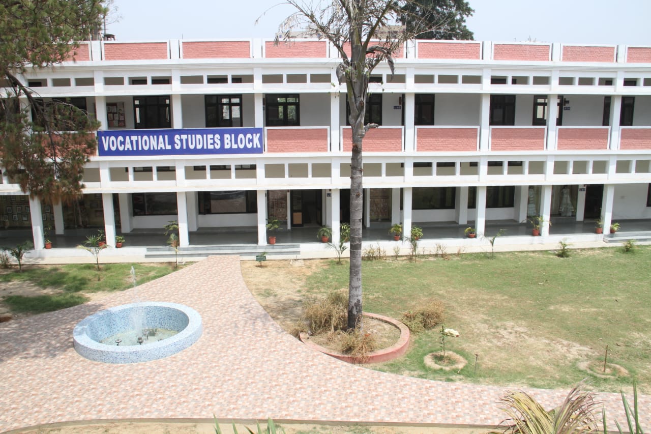 KMV Academic Block(2)