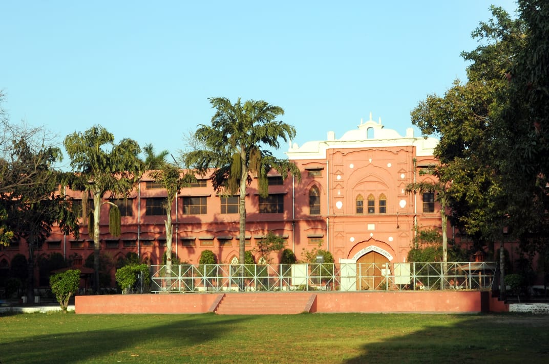 KMV Campus Building(3)