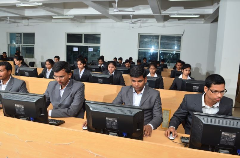 KL University Hyderabad Labs(11)