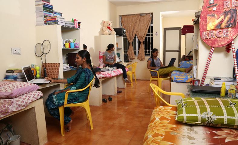 K Ramakrishnan College of Engineering Hostel Room