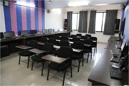 L.J. Institute of Media and Communications Labs(3)