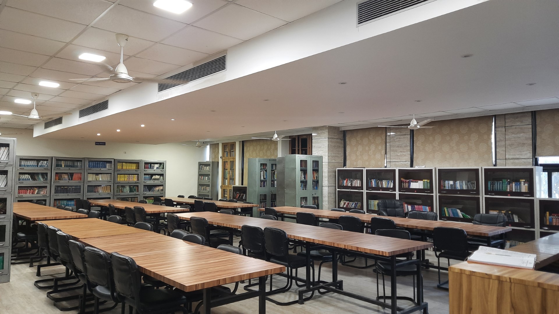 Lexicon Institute of Media and Animation Library(1)