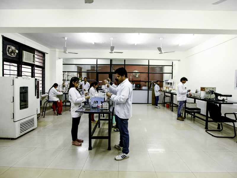 Lovely Professional University Labs(4)