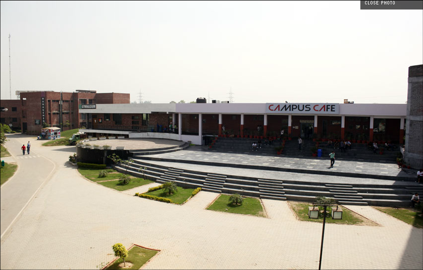 Lovely Professional University Cafeteria / Mess