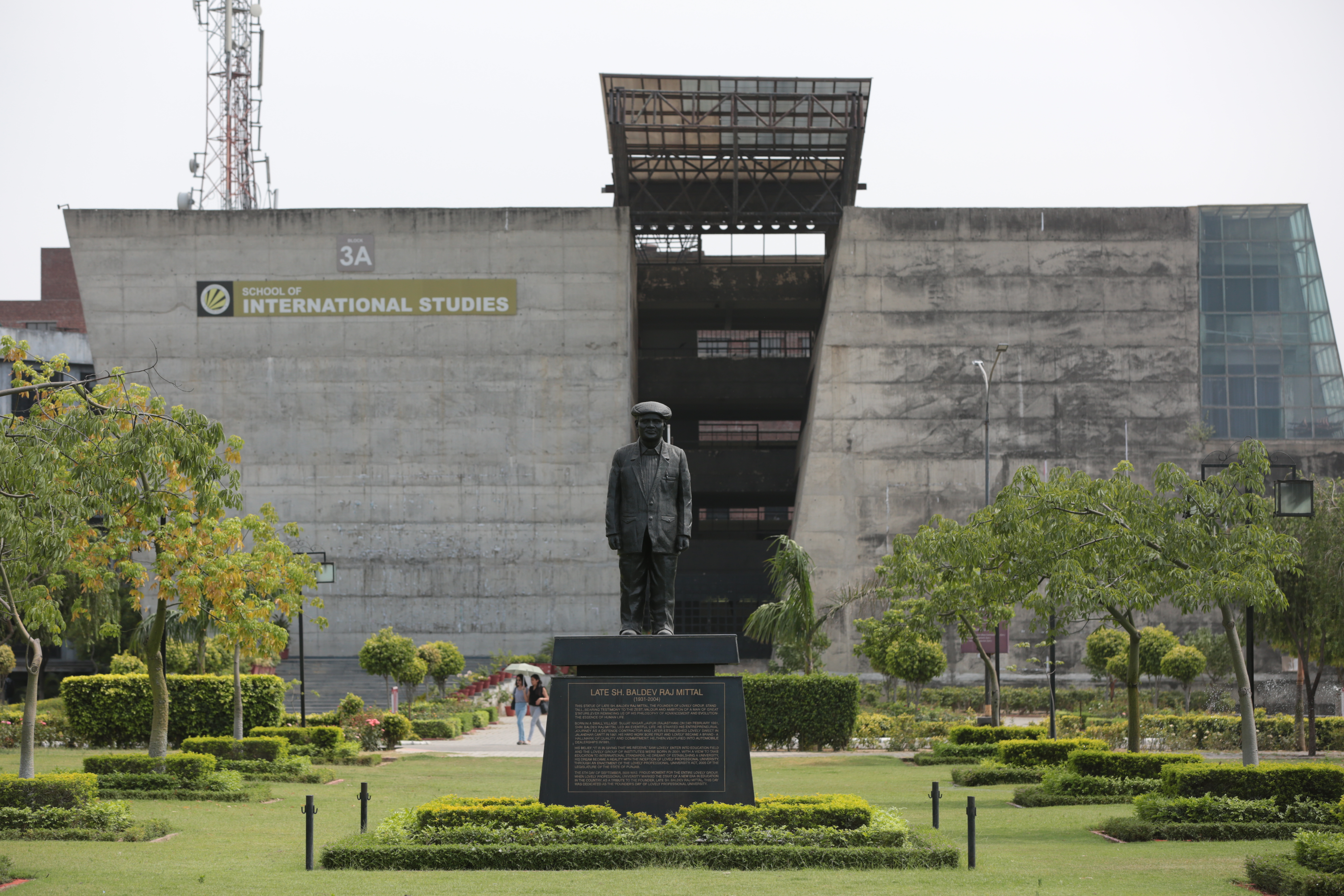 Lovely Professional University Campus Building(2)