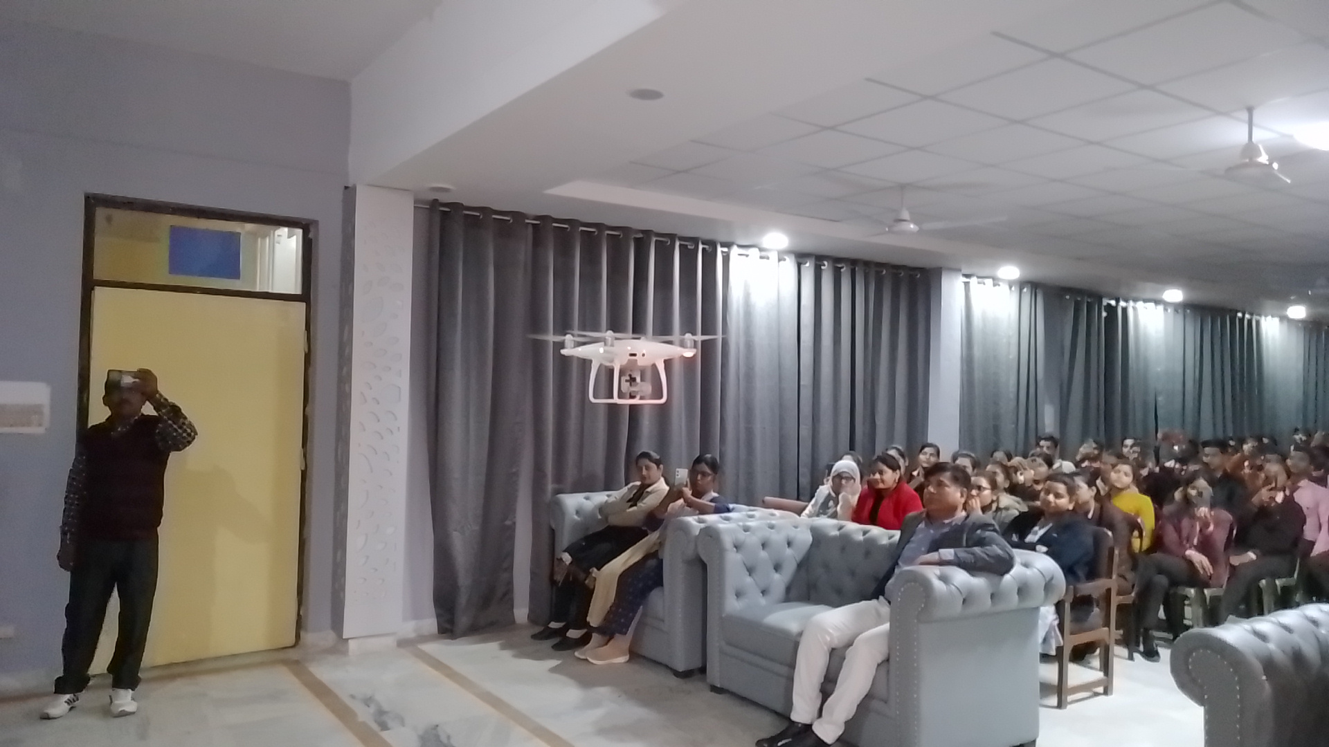 Lucknow Institute of Technology Auditorium