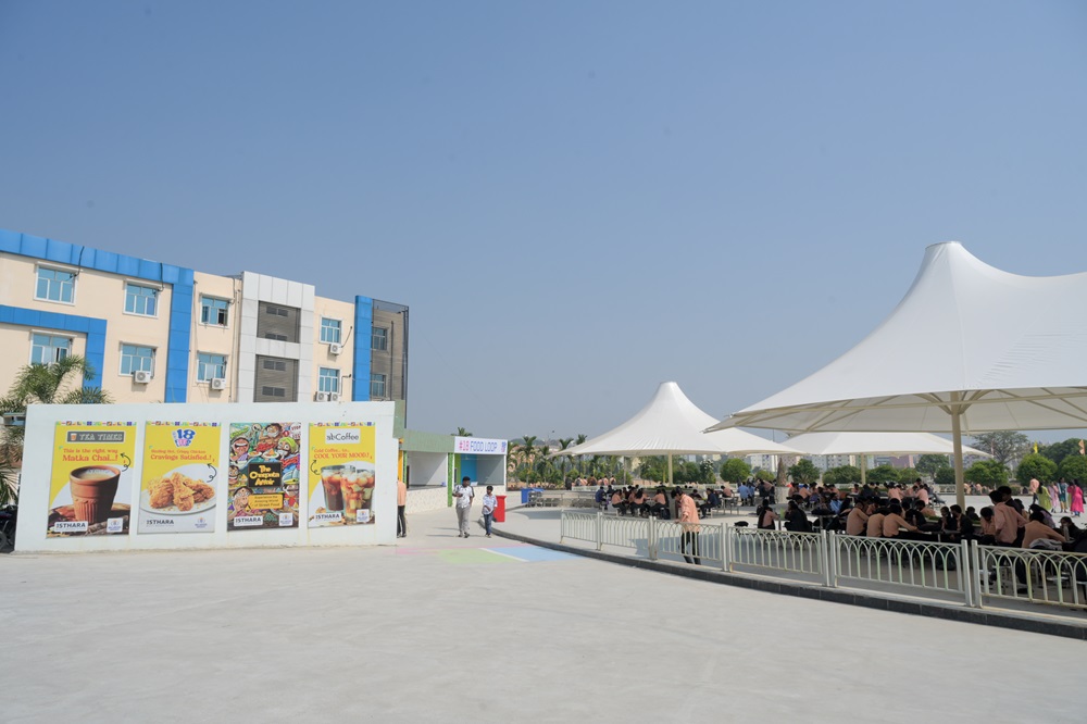 Malla Reddy University Powered by Emversity Campus View(2)