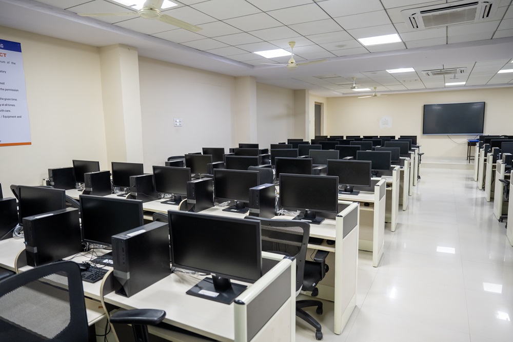 Malla Reddy University Powered by Emversity Labs(2)