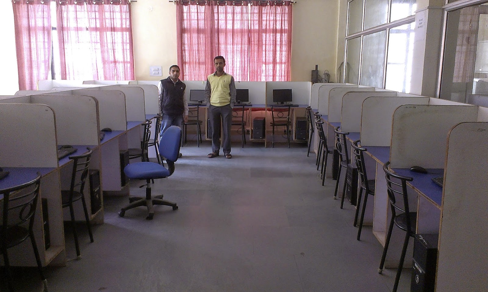 Manav Bharti University Labs(1)
