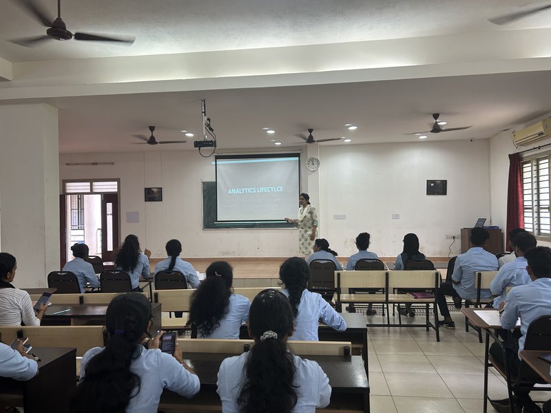 Manel Srinivas Nayak Institute of Management Classroom