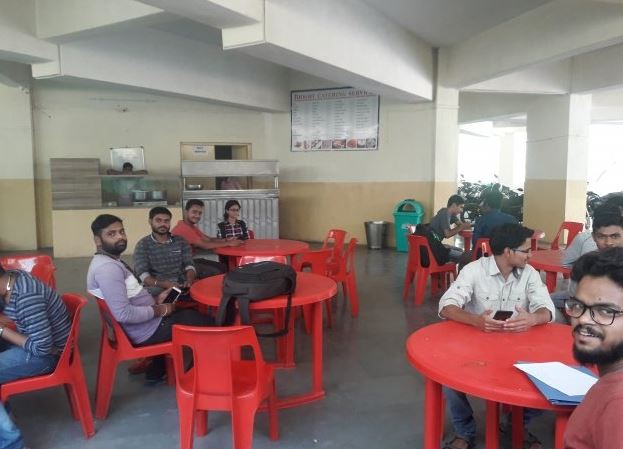 MMIED Pune Cafeteria / Mess