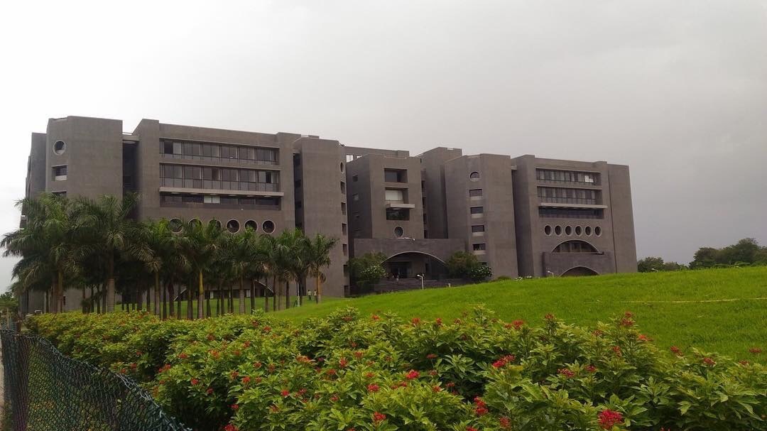 Marwadi University Powered by Emversity Campus View