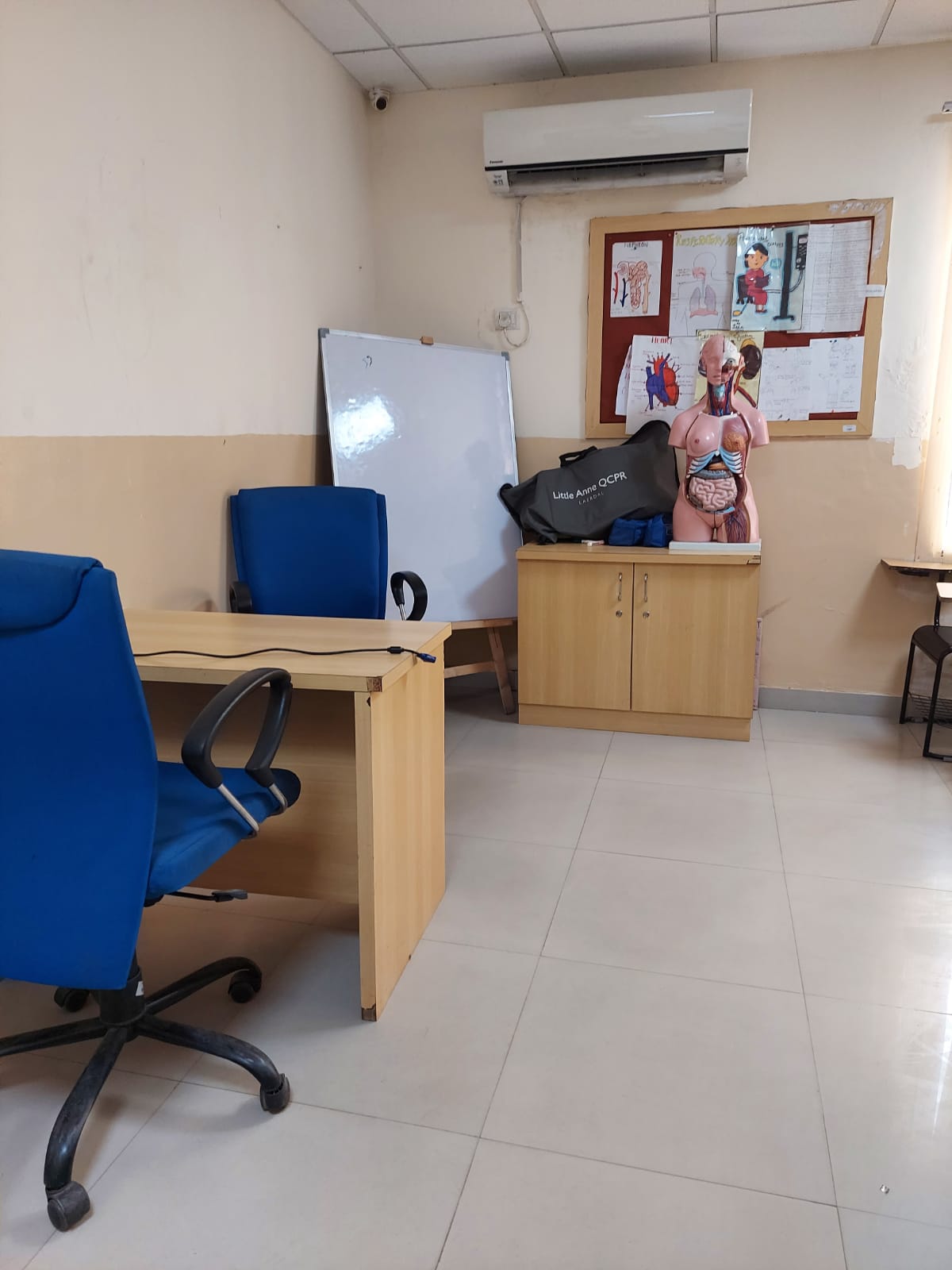 Max Institute of Allied & Paramedical Education, Ghaziabad Labs