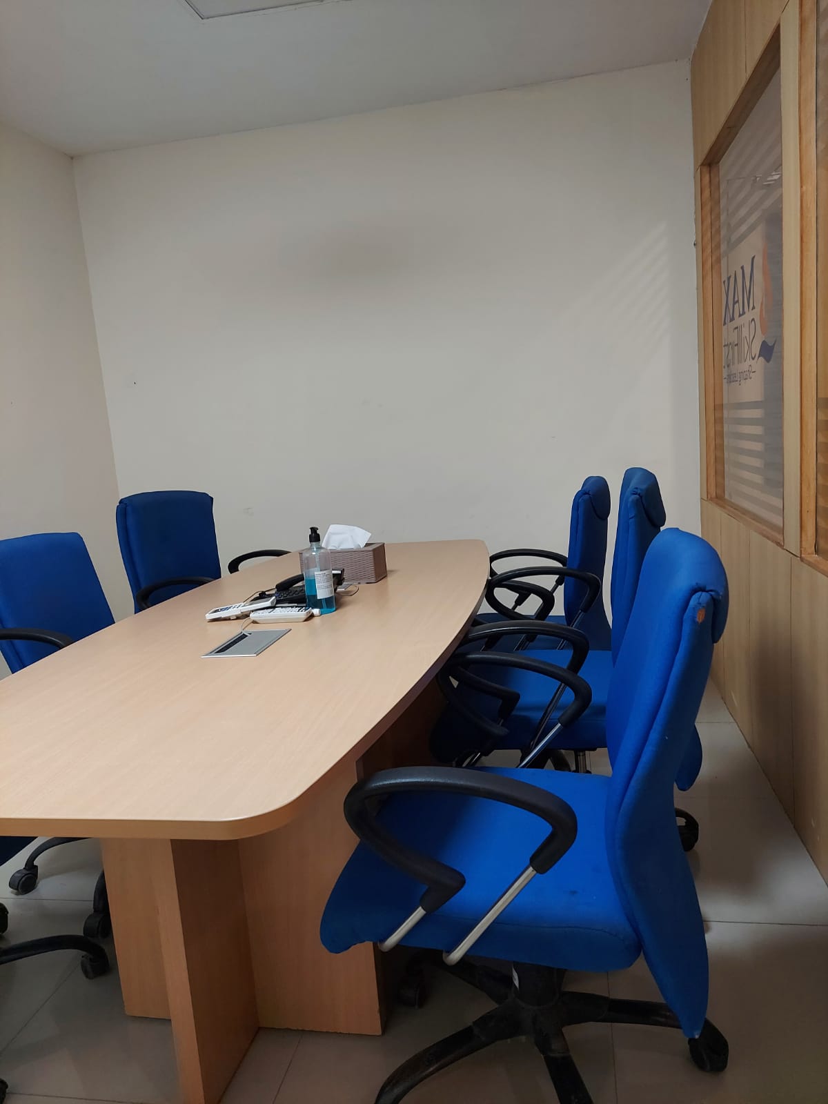 Max Institute of Allied & Paramedical Education, Ghaziabad Conference Room