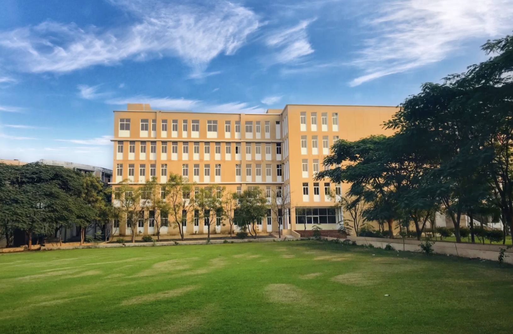 Medicaps University Campus View(3)