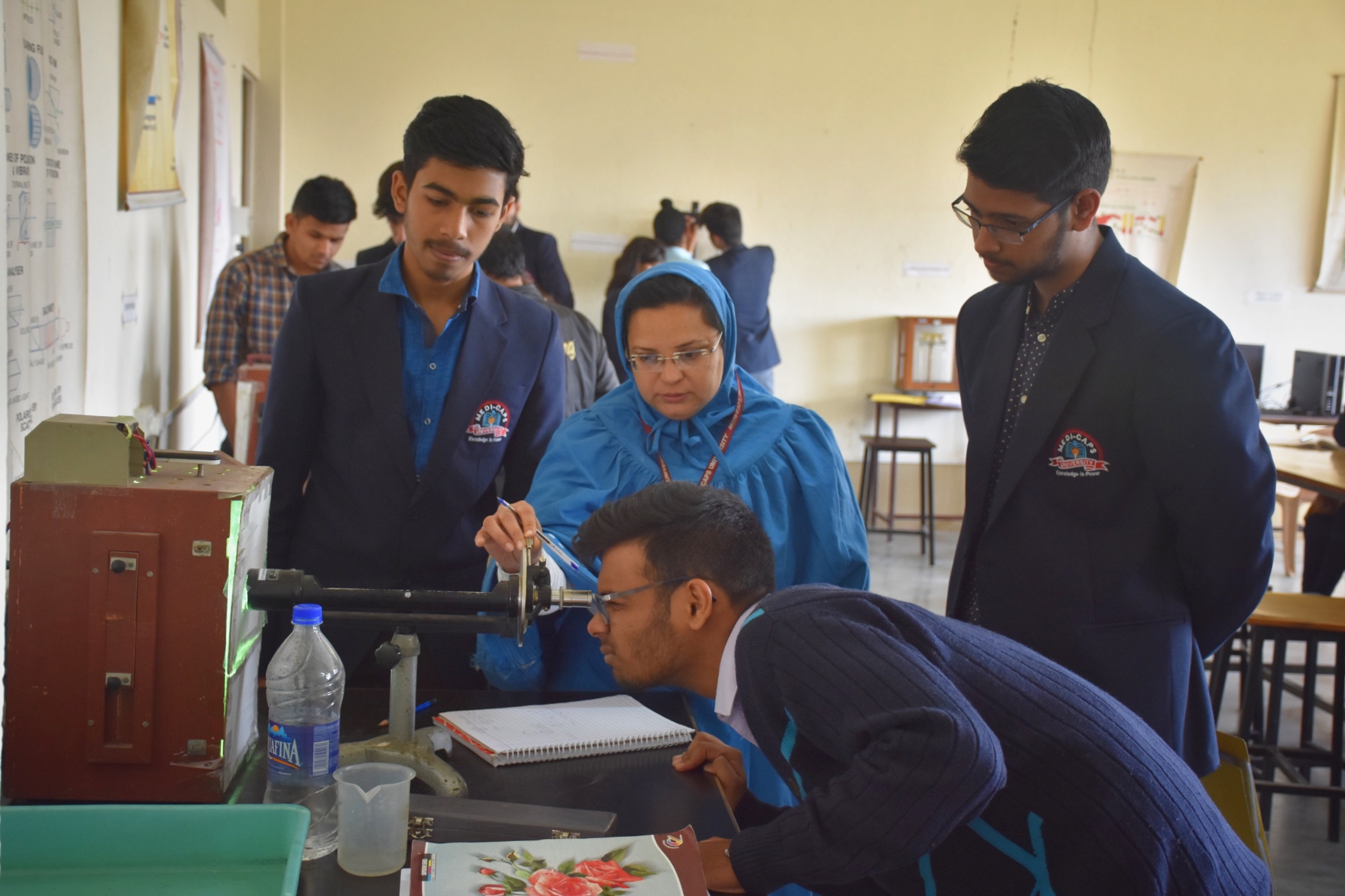 Medicaps University Labs(1)