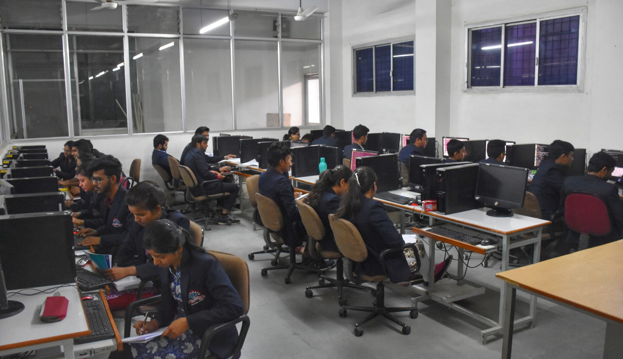 Medicaps University Labs(3)