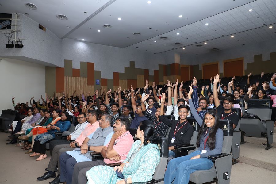 MES Senior College,Pune Auditorium(1)