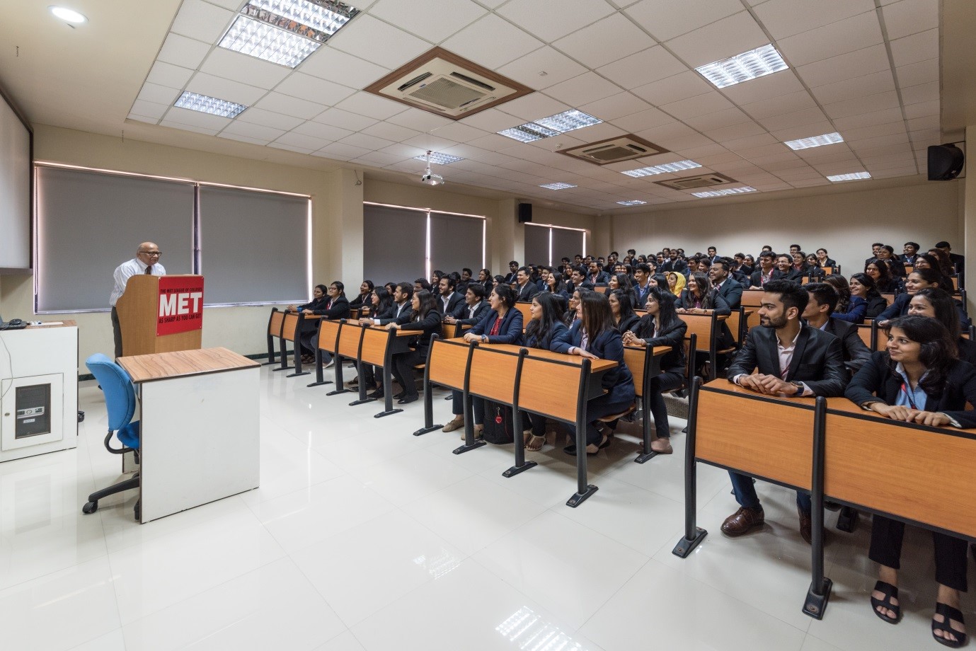 MET Institute of Computer Science Classroom