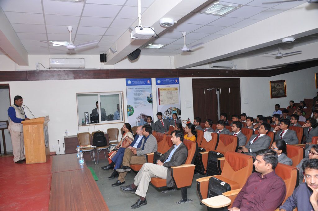 MIT BIO Seminar hall