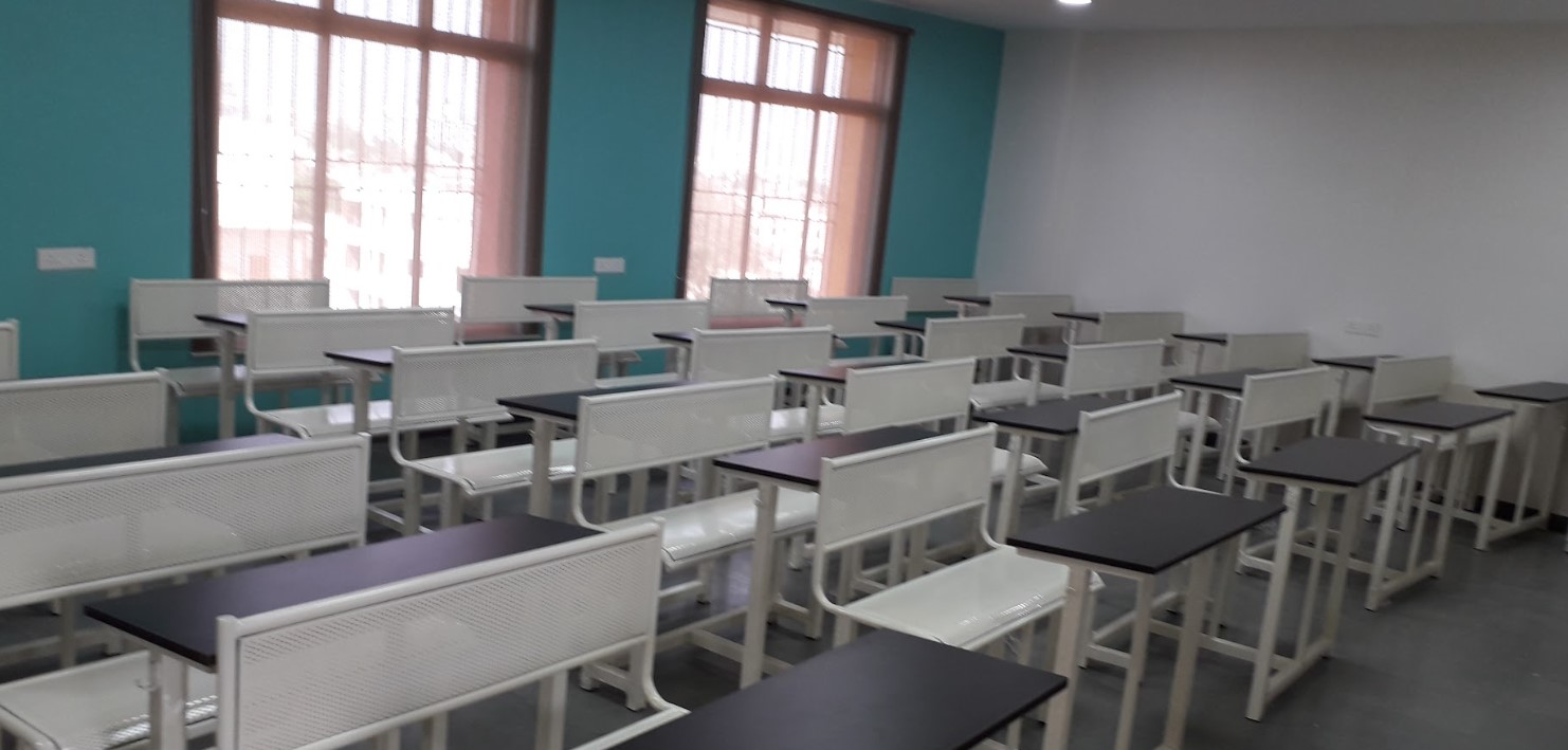 MKSSS's K B Joshi Institute of IT Classroom(1)