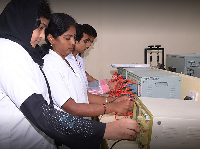 Mohamed Sathak A J College of Engineering Labs(2)