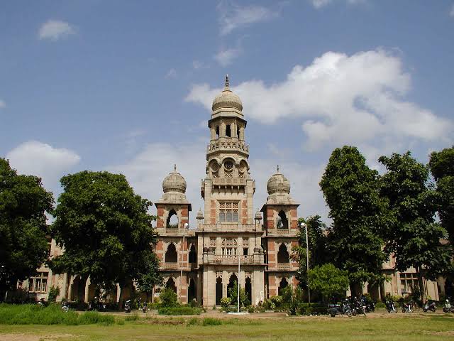 MSU Baroda Main Building(2)