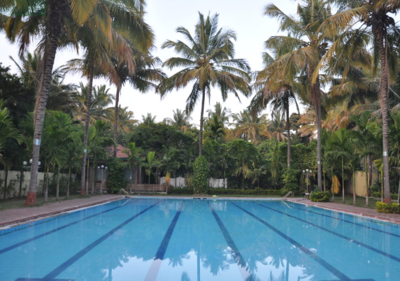 Mula Education Society's Arts, Science and Commerce College Swimming Pool
