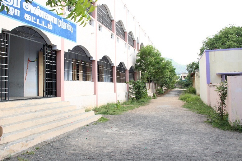 MGAC Entrance(2)