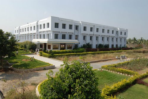 Narasaraopeta Engineering College Campus View(3)