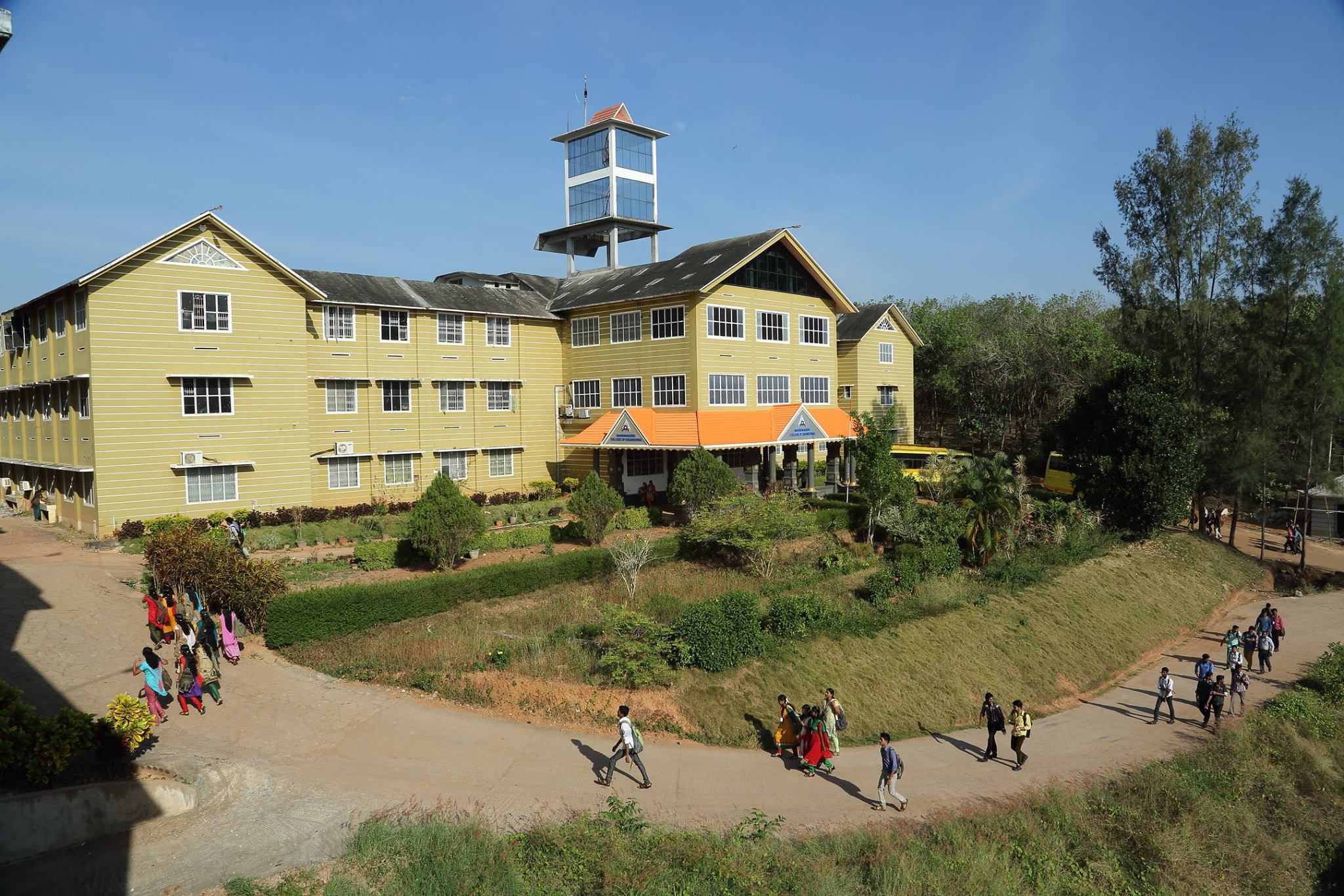 NCE - Narayanaguru College of Engineering Campus Building(2)