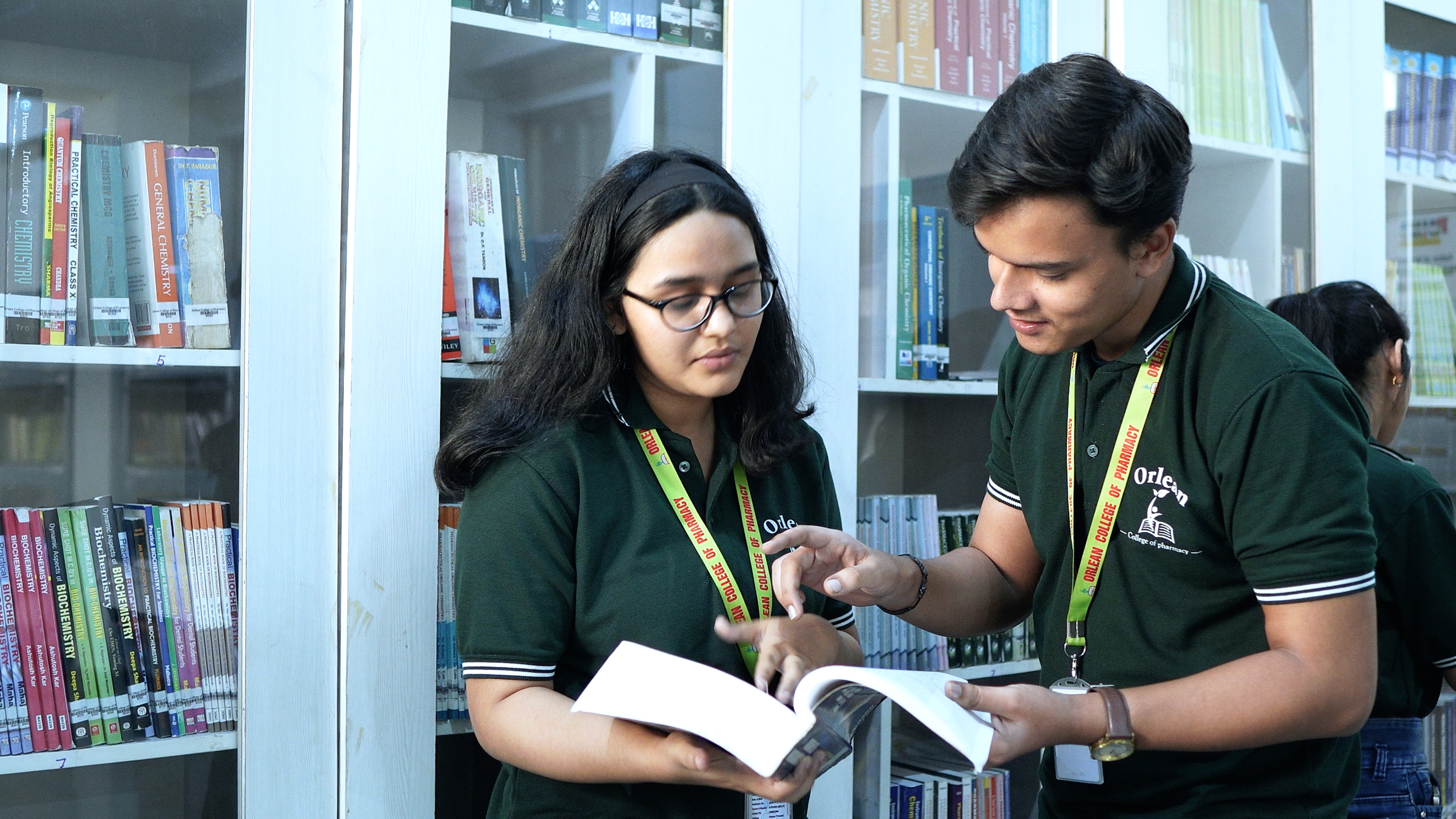 Orlean College of Pharmacy Library(2)