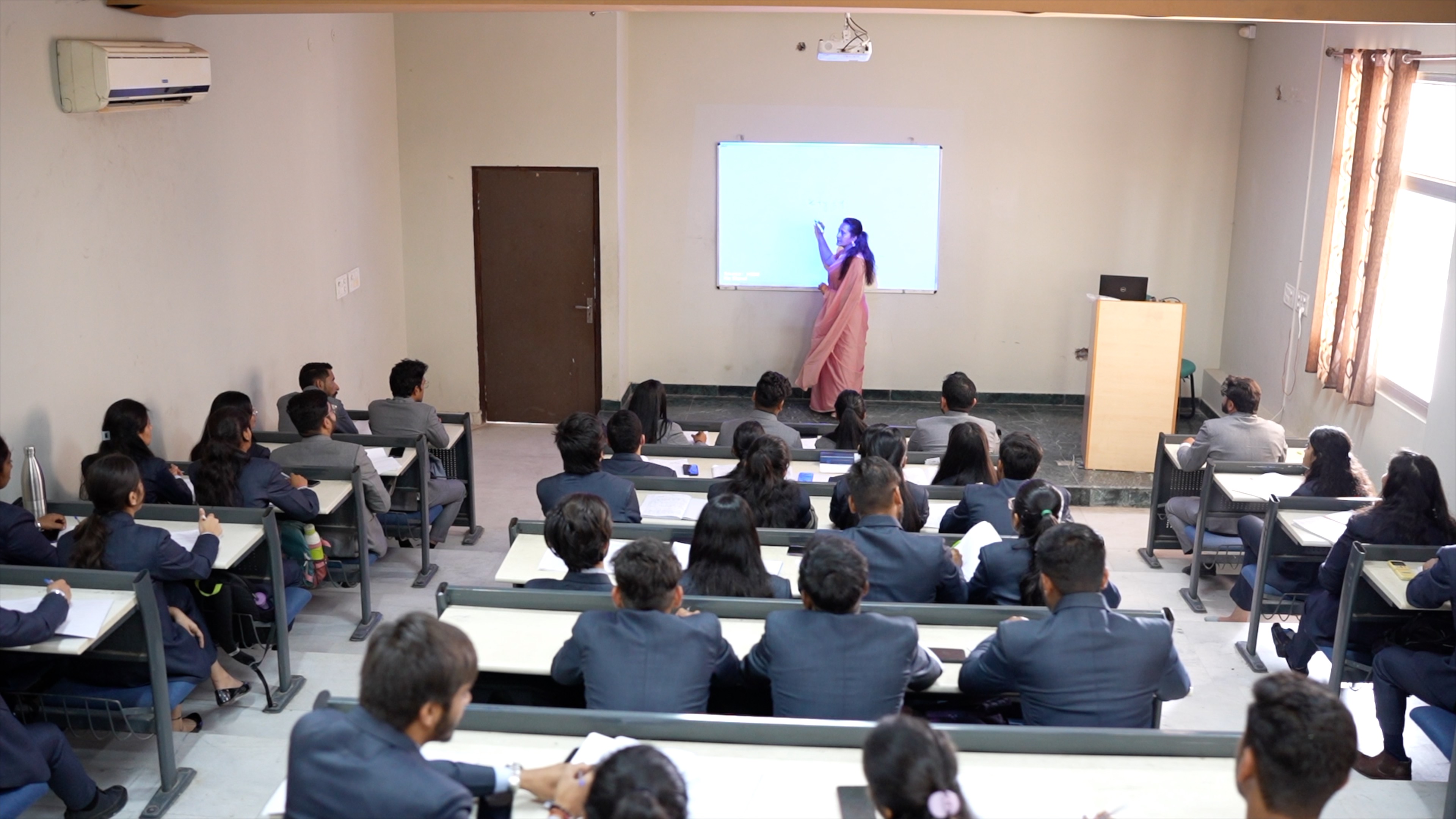 Poddar Business School Classroom(3)