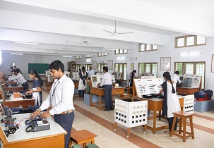 Pragati Engineering College Labs(2)