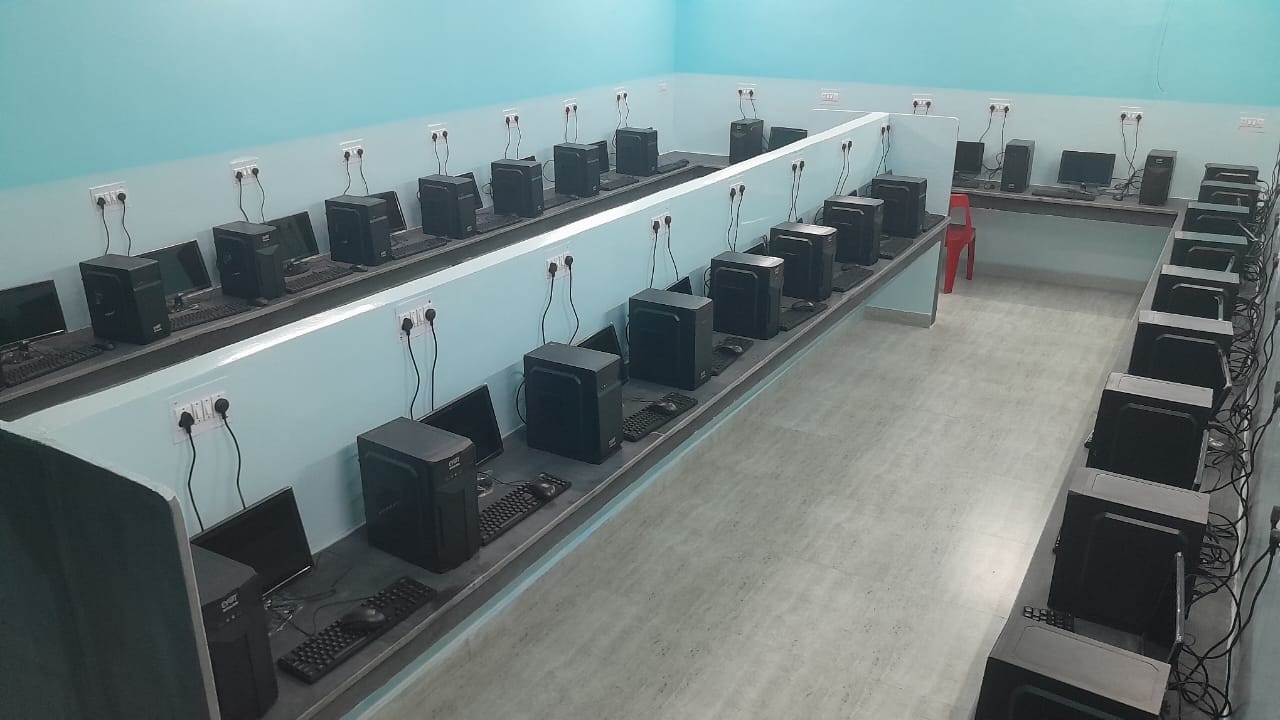 PITM College Labs(3)