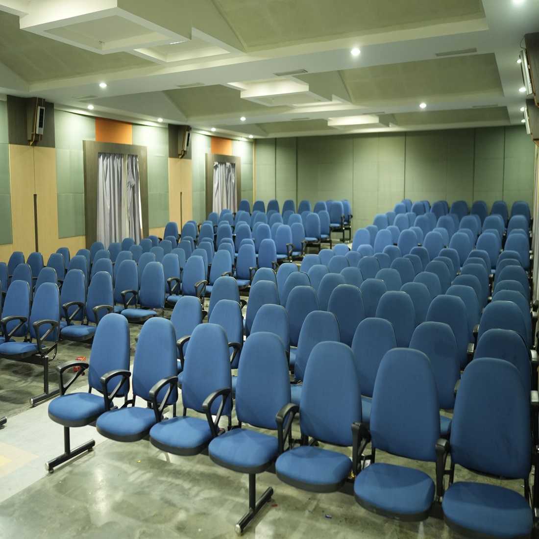 Prathyusha Engineering College Auditorium(1)