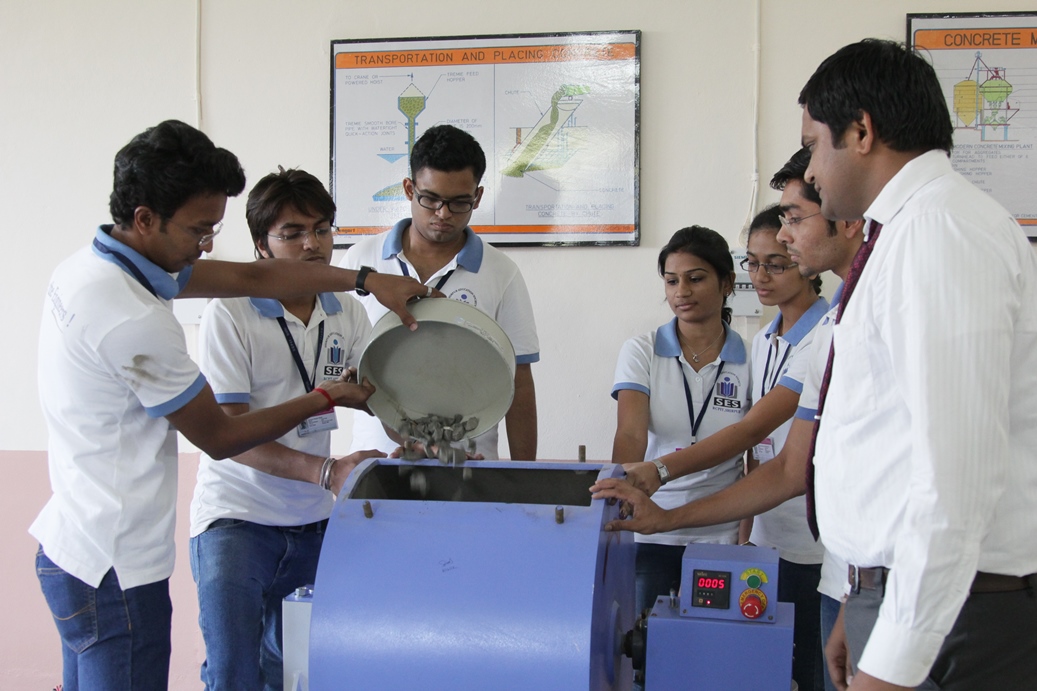 RC Patel College of Engineering Shirpur Labs(3)