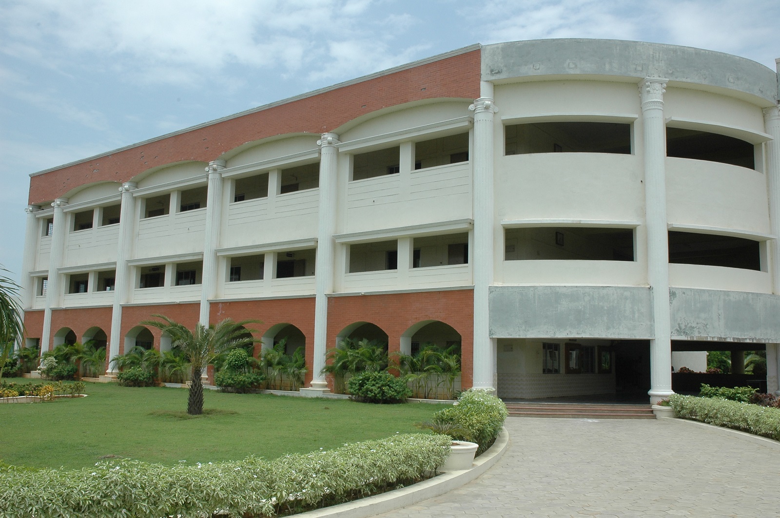 RMD Engineering College Campus Building